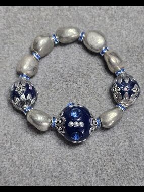 Deep Blue Crystal Beaded Stretch Bracelet with Silver Accents